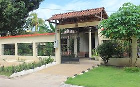 Casa Nora & Alejo